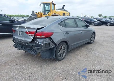2018 Hyundai Elantra Sel z USA, uszkodzony, nr VIN 5NPD84LF3JH296475